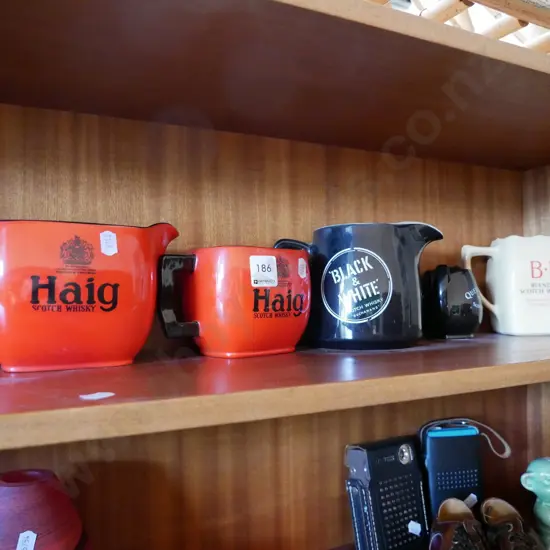 5 whisky jugs