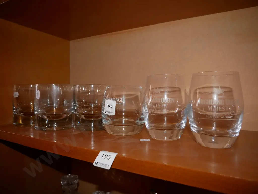 shelf; whisky tumblers Image 1++