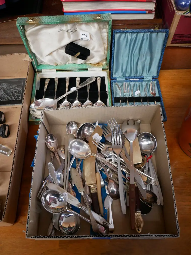 2 sets of cased cutlery and box of various cutlery Image 1++
