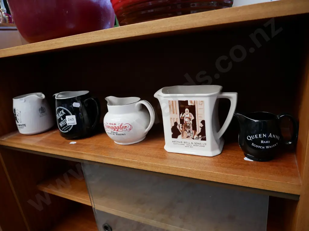 5 whisky jugs Image 1++
