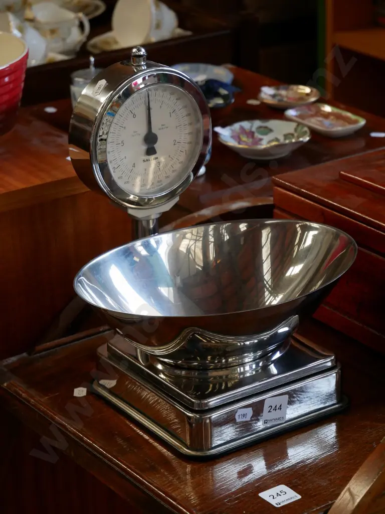 Salter chrome reproduction kitchen scales Image 1++