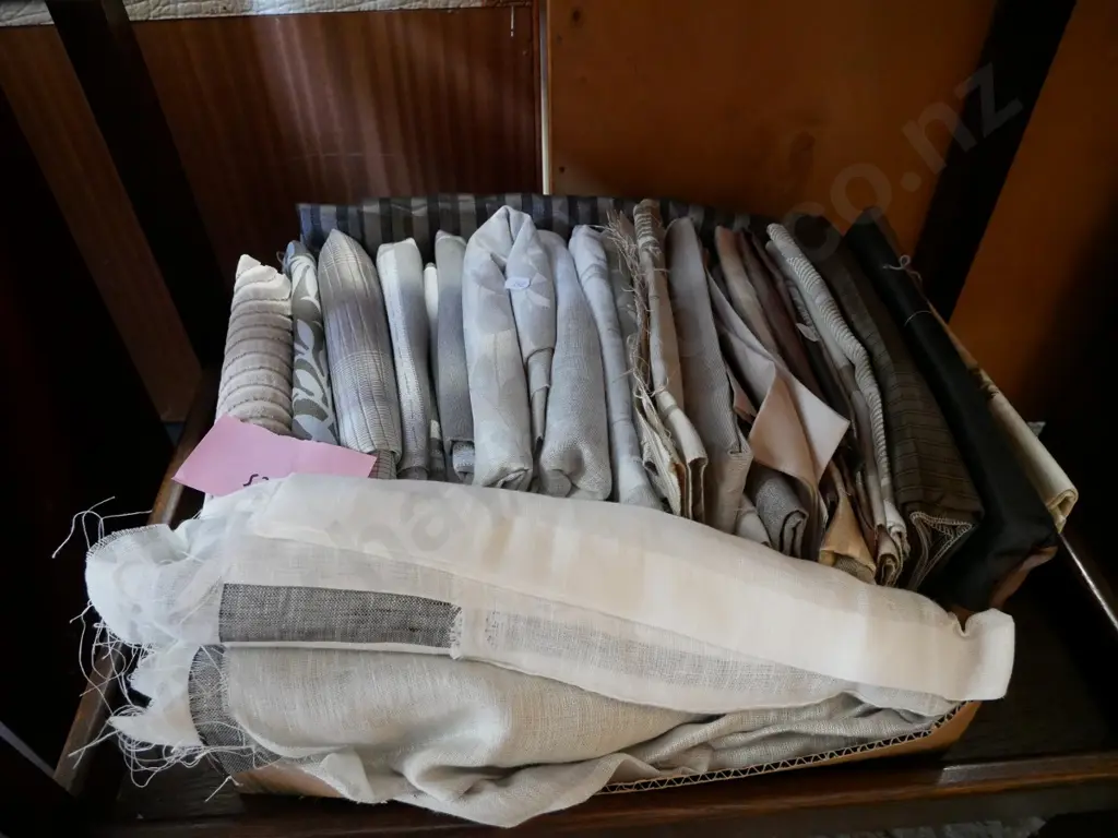box fabric pieces Image 1++