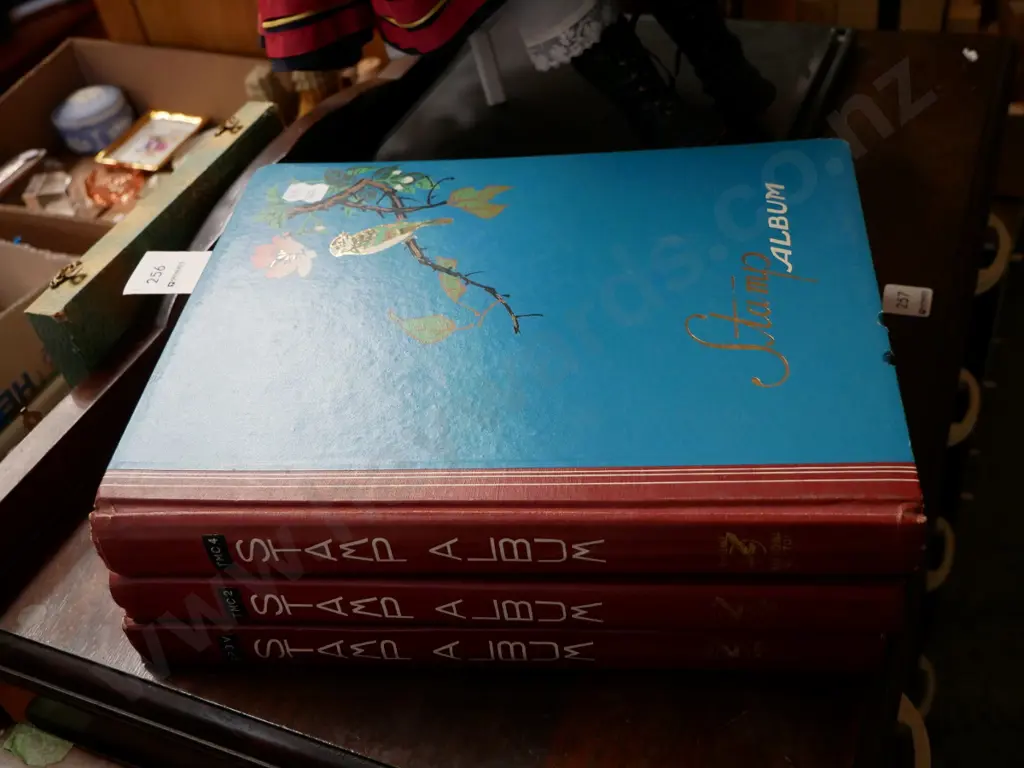 3 stamp albums Image 1++