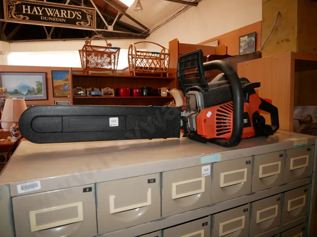 Jobmate chainsaw Image 1++