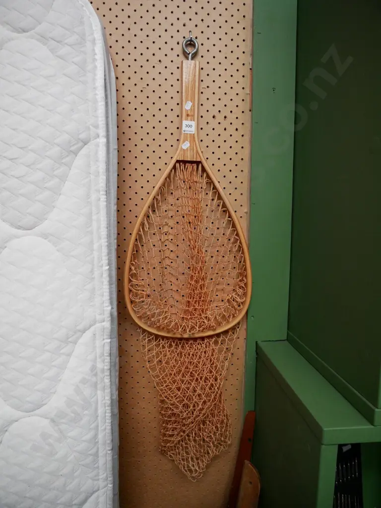 fishing landing net Image 1++