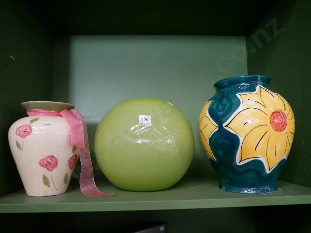 2 ceramic hand painted vases and green glass wall vase Image 1++