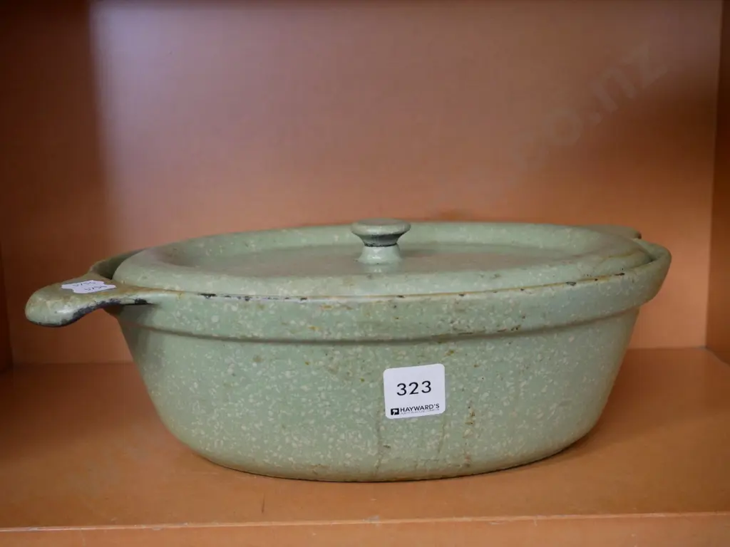 green enamel casserole Image 1++