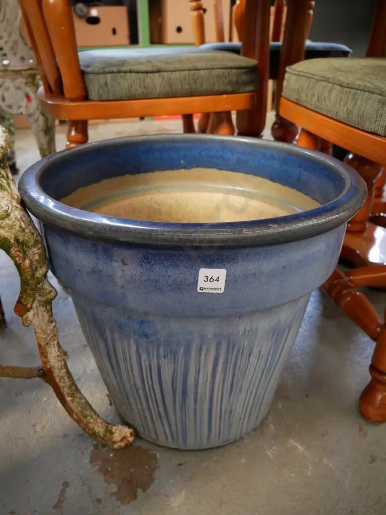 blue glazed garden planter H- 370, Diam 420 Image 1++