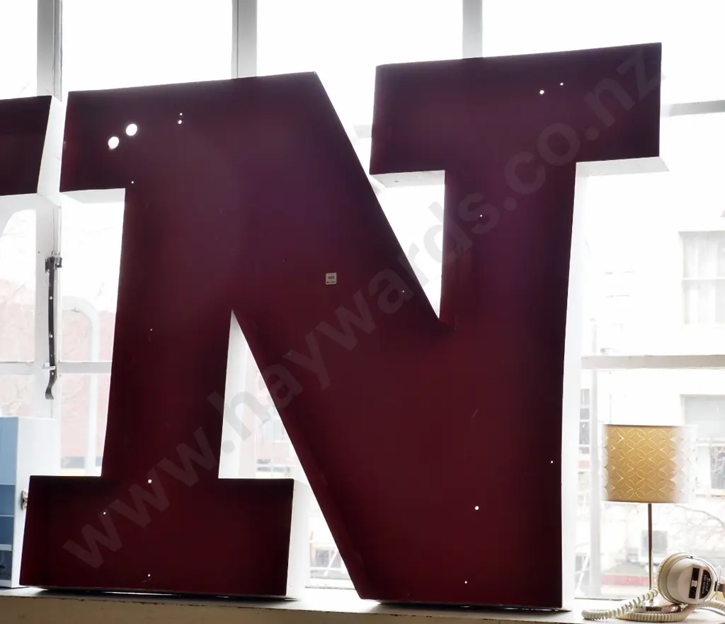 very large metal "N" possibly from a New World supermarket H- 1150, W-1380, D-100 Image 1++