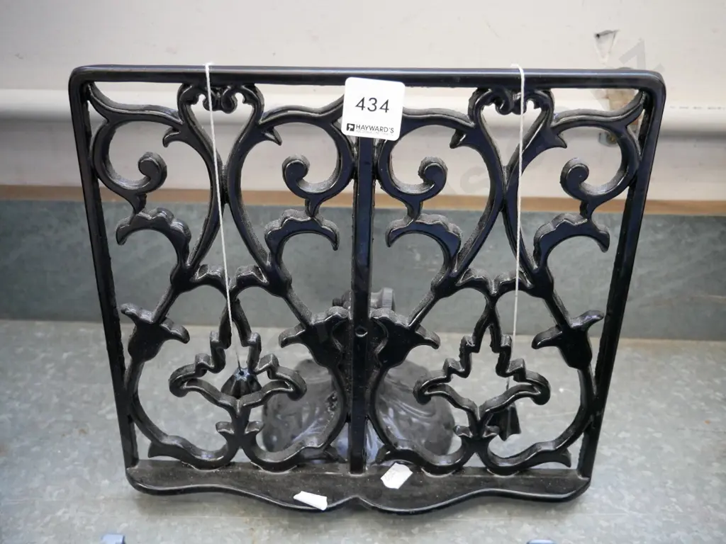 cast alloy cookbook stand Image 1++