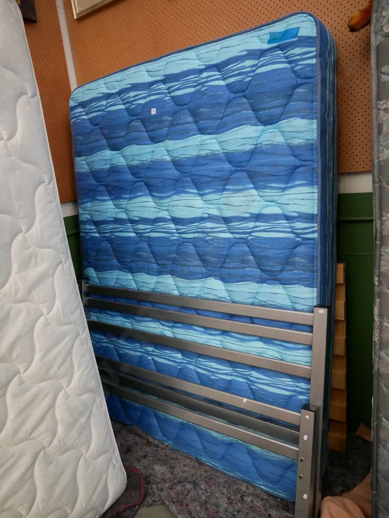 Queen slat bedbase, mattress and headboard Image 1++