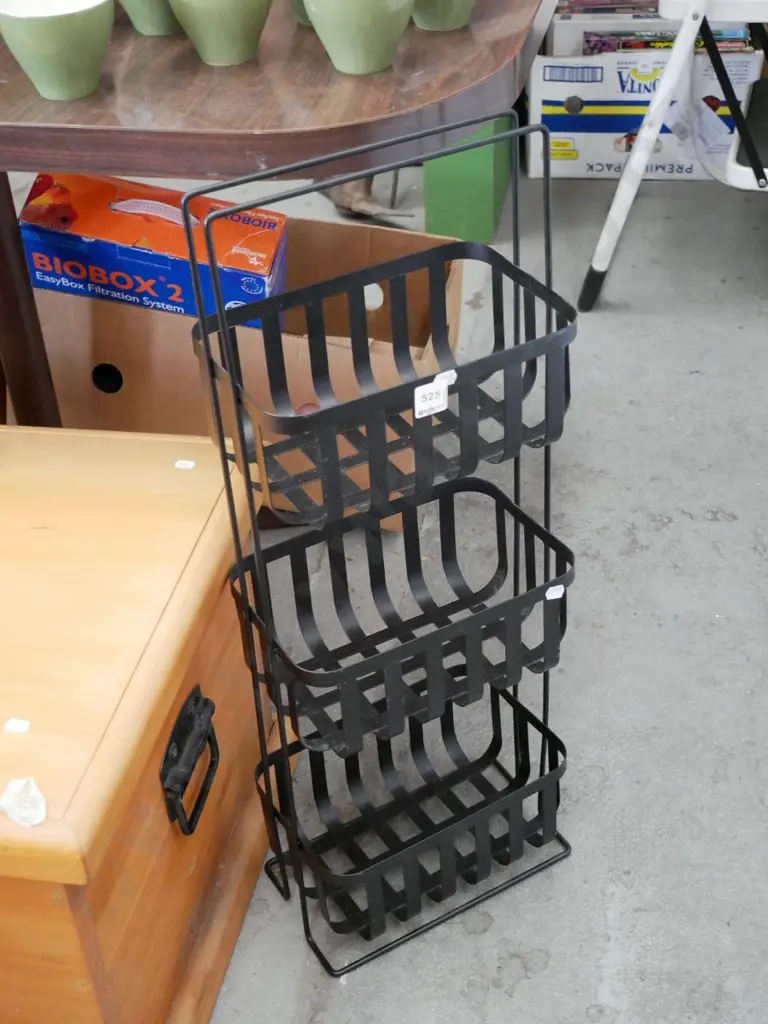 bent metal 3 basket storage unit Image 1++