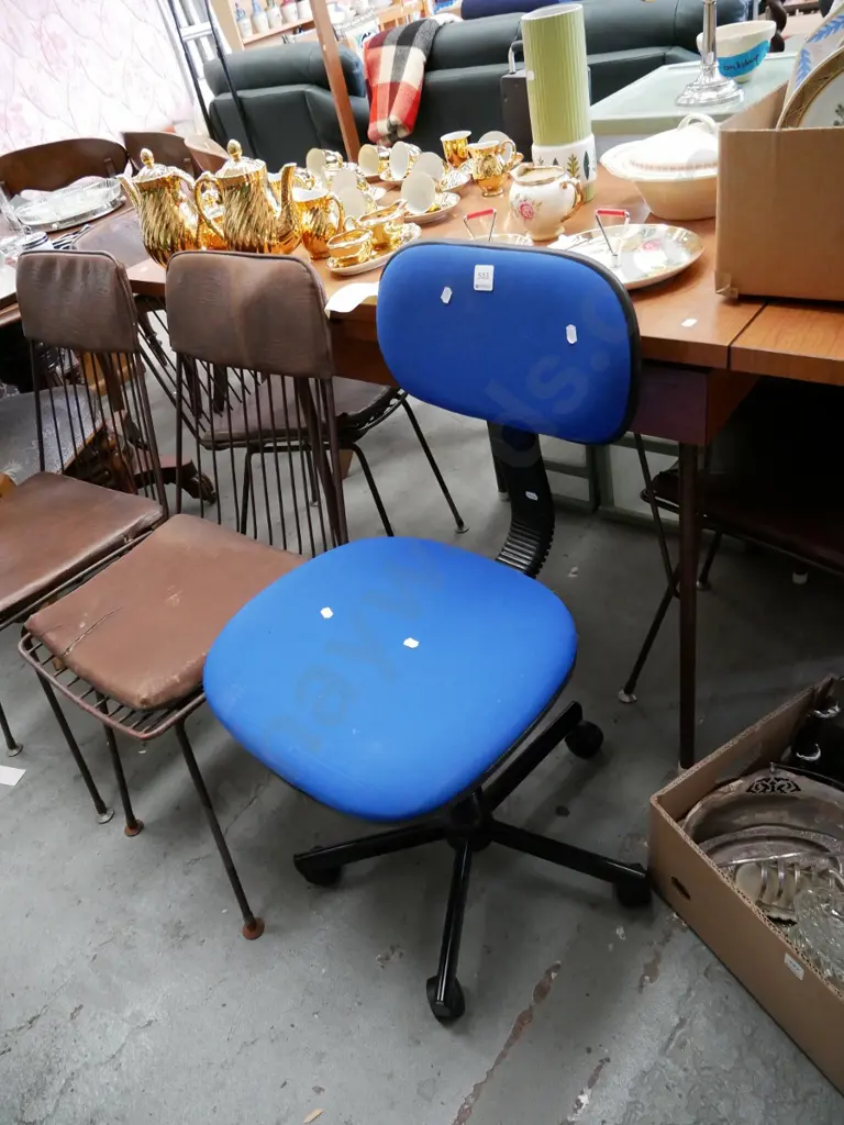 blue upholstered office chair Image 1++
