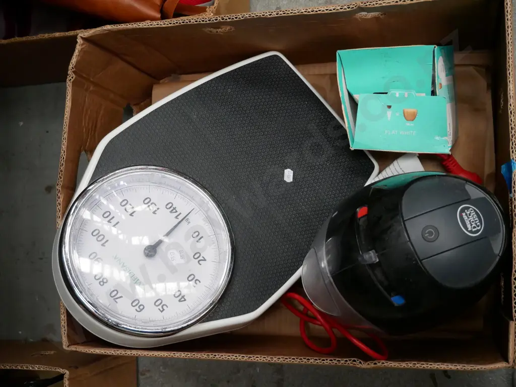 box; bathroom scales and a Nescafe Dolce Gusto coffee pod machine Image 1++