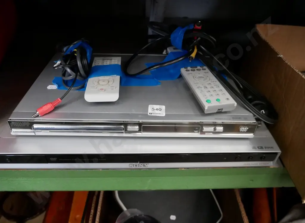 2 x DVD players Image 1++