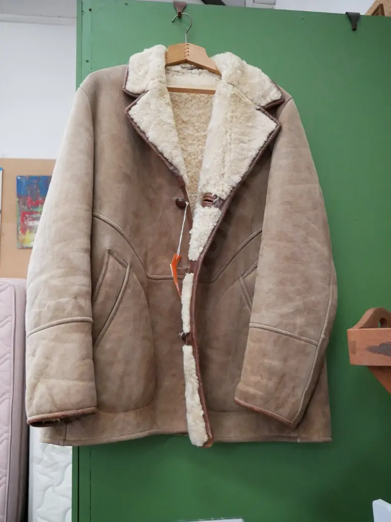 large sheepskin jacket Image 1++