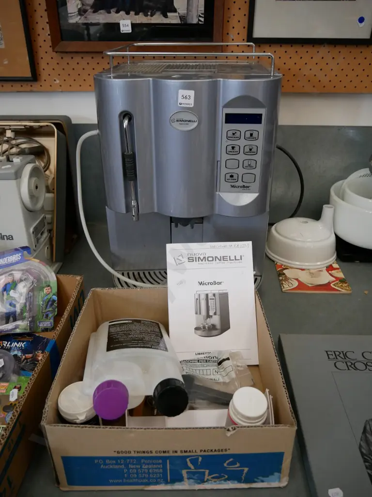 Italian microbar automatic coffee machine Image 1++