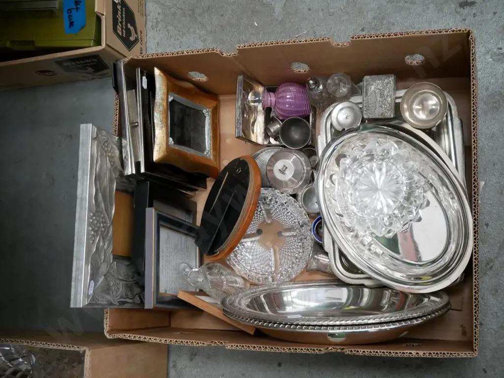 box; photo frames, plated ware, glass bowls etc Image 1++