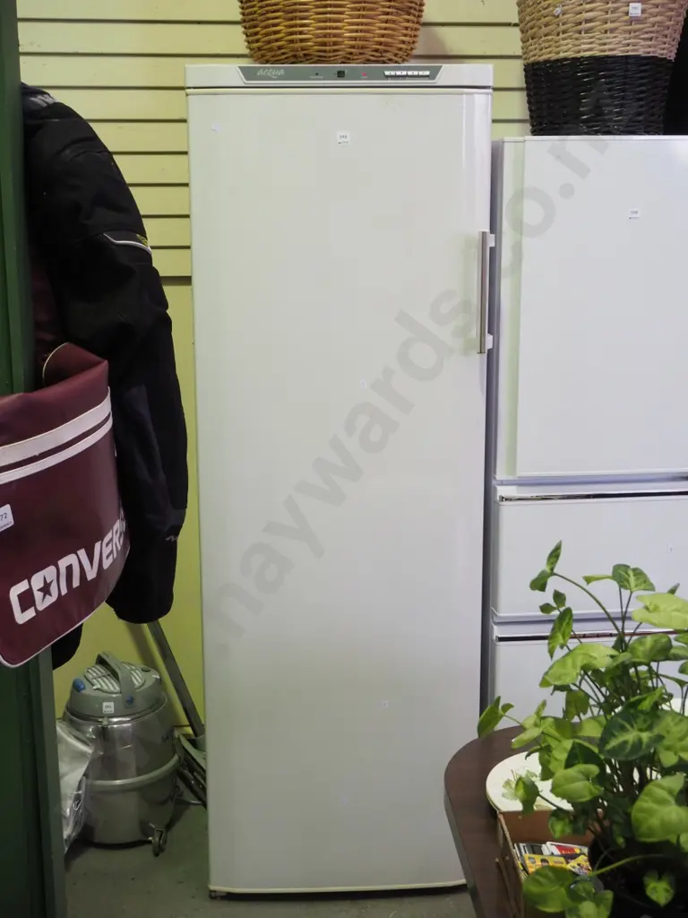 Acqua upright freezer H- 1760, W- 600, D- 630 Image 1++