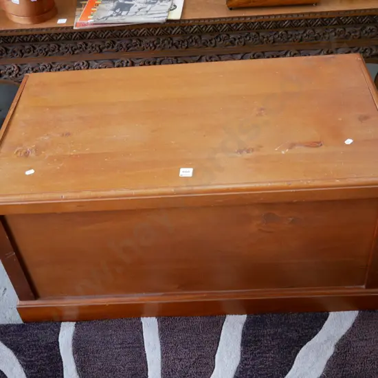 rimu blanket box