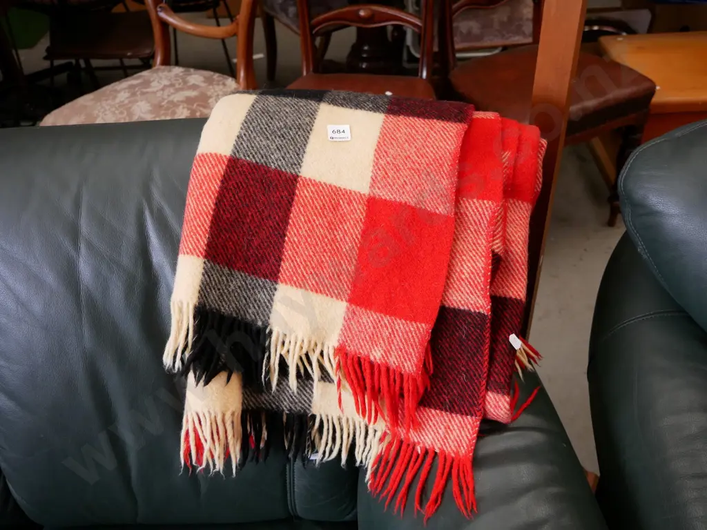 checked woollen travel blanket Image 1++
