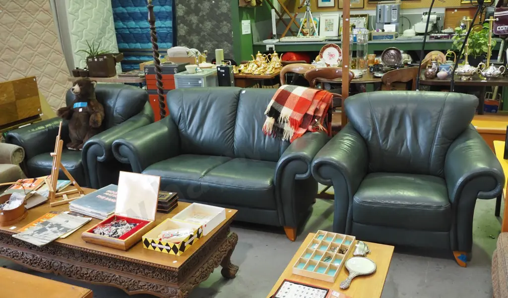 green leather rolled arm 3 piece lounge suite with one two seater and two singles Image 1++