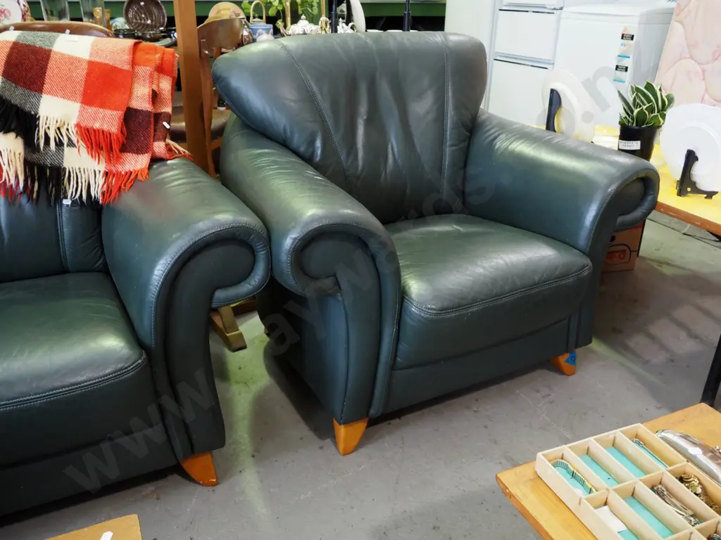 green leather rolled arm 3 piece lounge suite with one two seater and two singles Image 1++