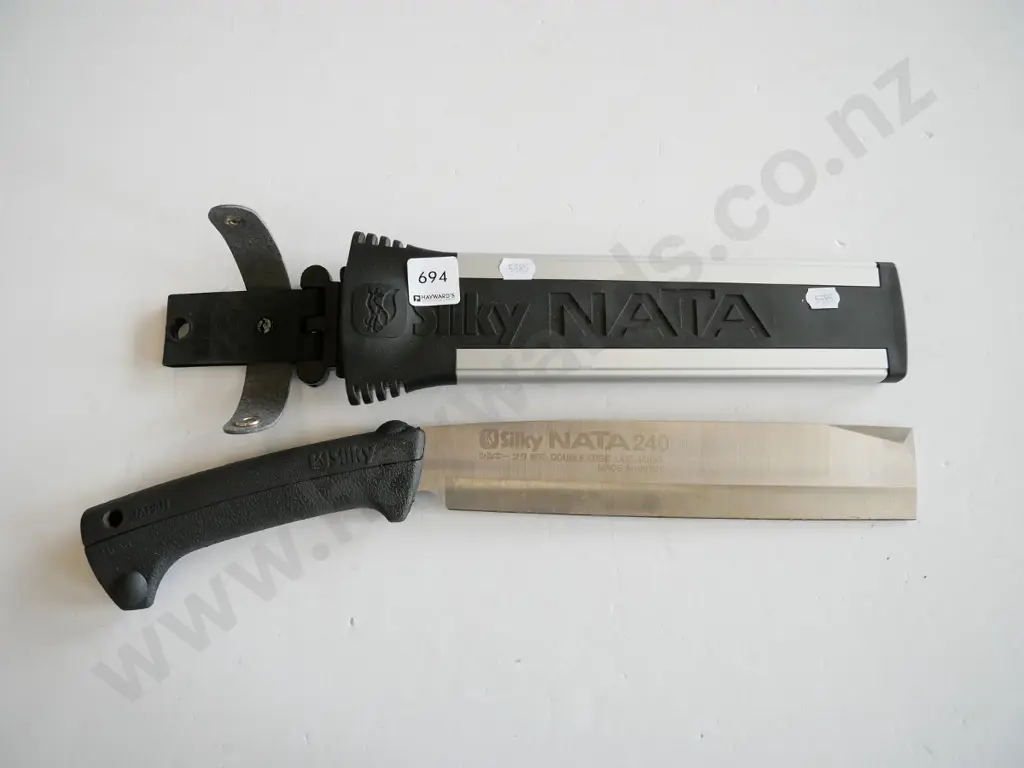 Silky Nata machete and scabbard Image 1++