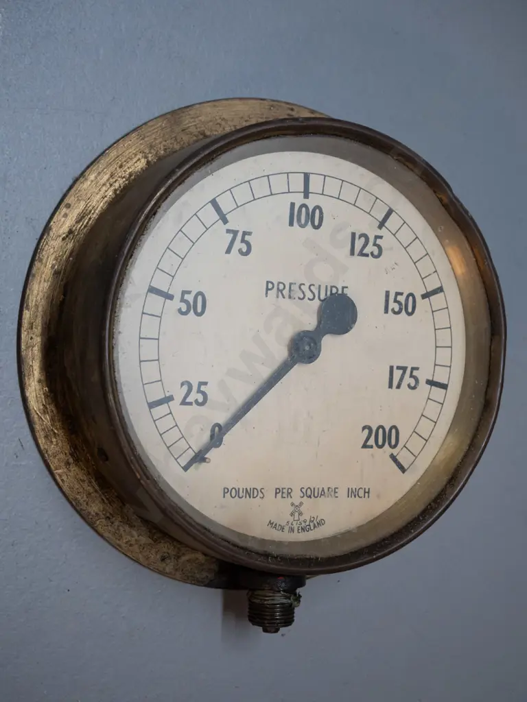 large brass cased pressure gauge - marked Made in England. D-180 Image 1++