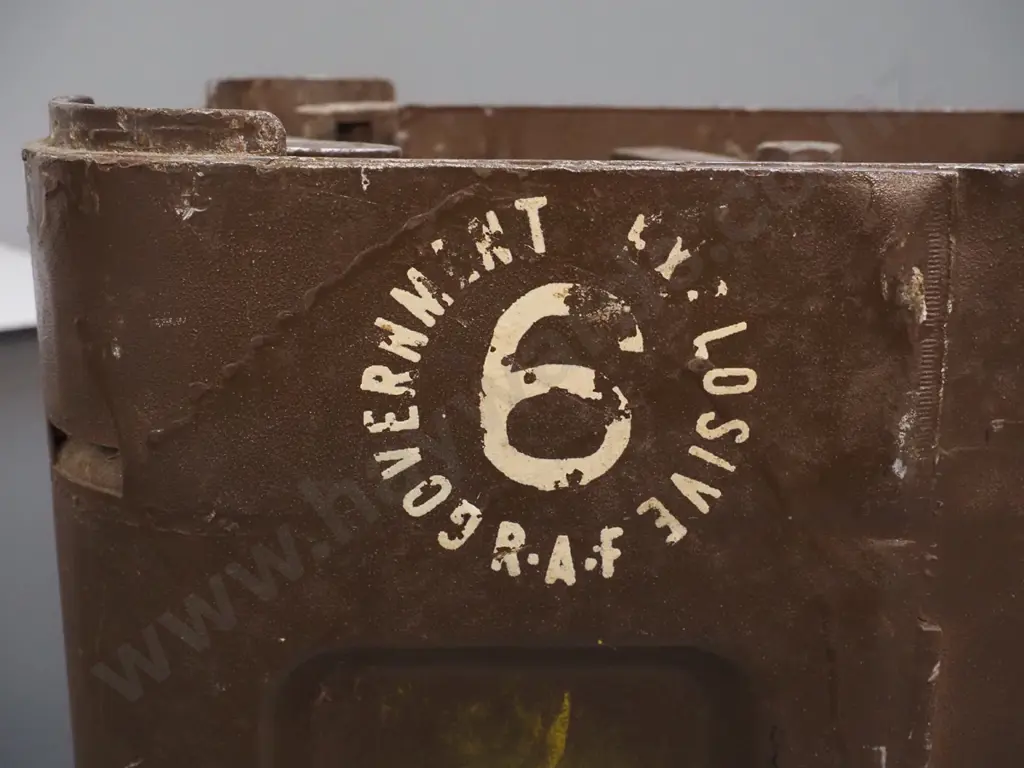 metal ammunition case with large side handles, screw lock top H-320 W-340 D-230 Image 1++