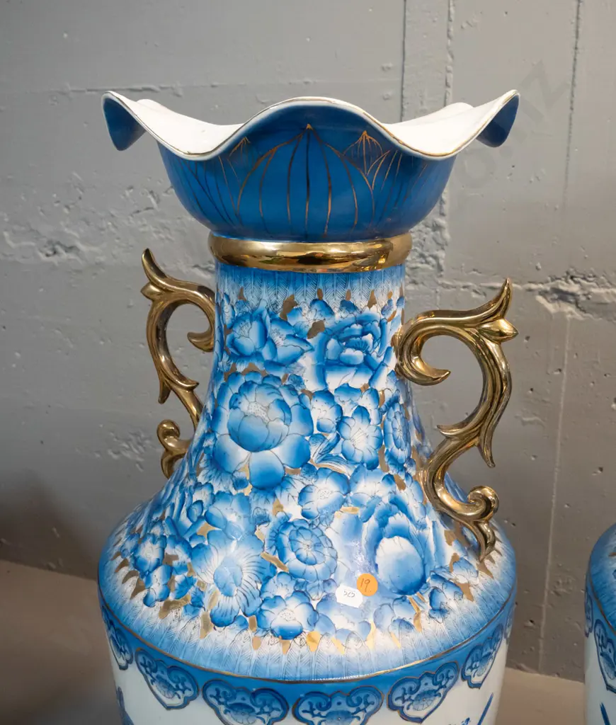 pair of very large Chinese blue & white peony pattern handled floor vases w gilt decoration H-765 D-310 Image 1++