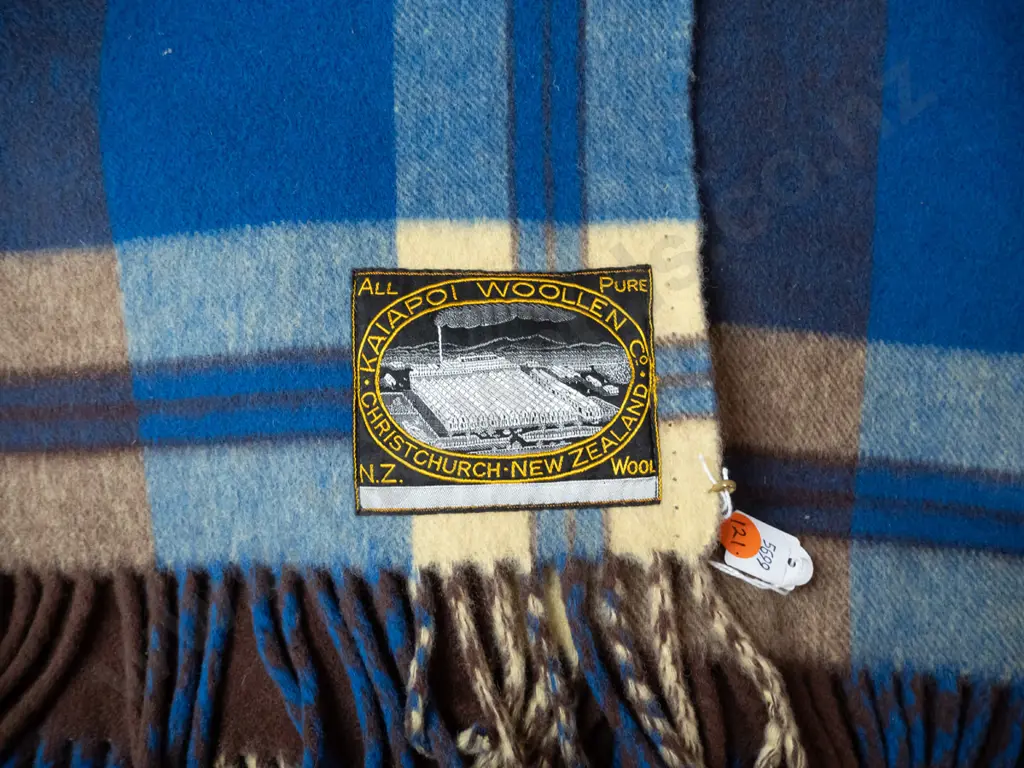 retro Kaiapoi Woollens pure wool travel rug - very good condition Image 1++