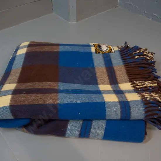 retro Kaiapoi Woollens pure wool travel rug - very good condition