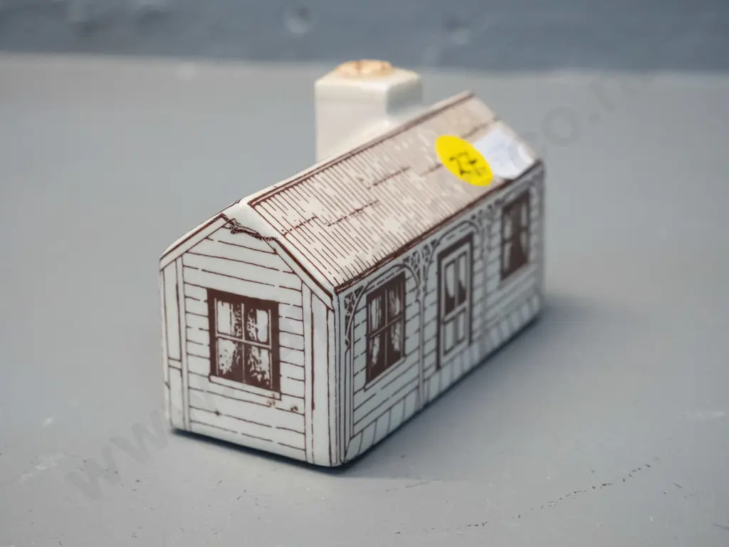 Air New Zealand ceramic bottle in shape of colonial house - with contents, cork looks to be sealed with wax H60 L90 D40 Image 1++