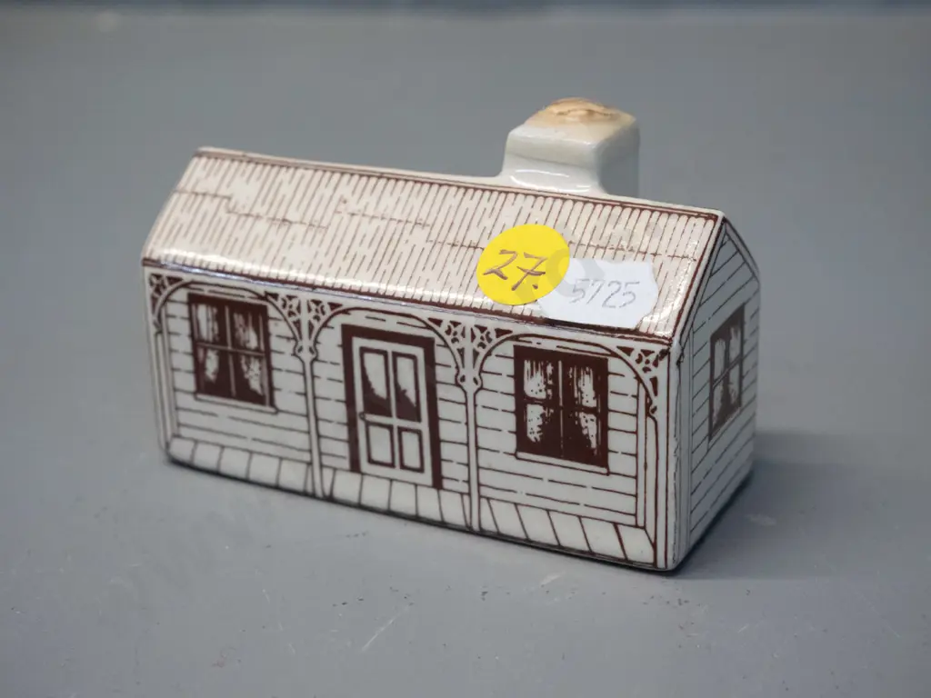 Air New Zealand ceramic bottle in shape of colonial house - with contents, cork looks to be sealed with wax H60 L90 D40 Image 1++