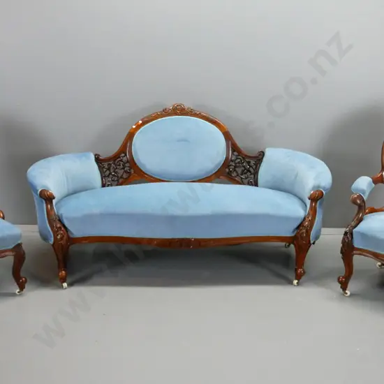 Victorian walnut carved cab leg 3-piece parlour suite w/cameo back couch, pierced decoration, blue velvet fabric, all