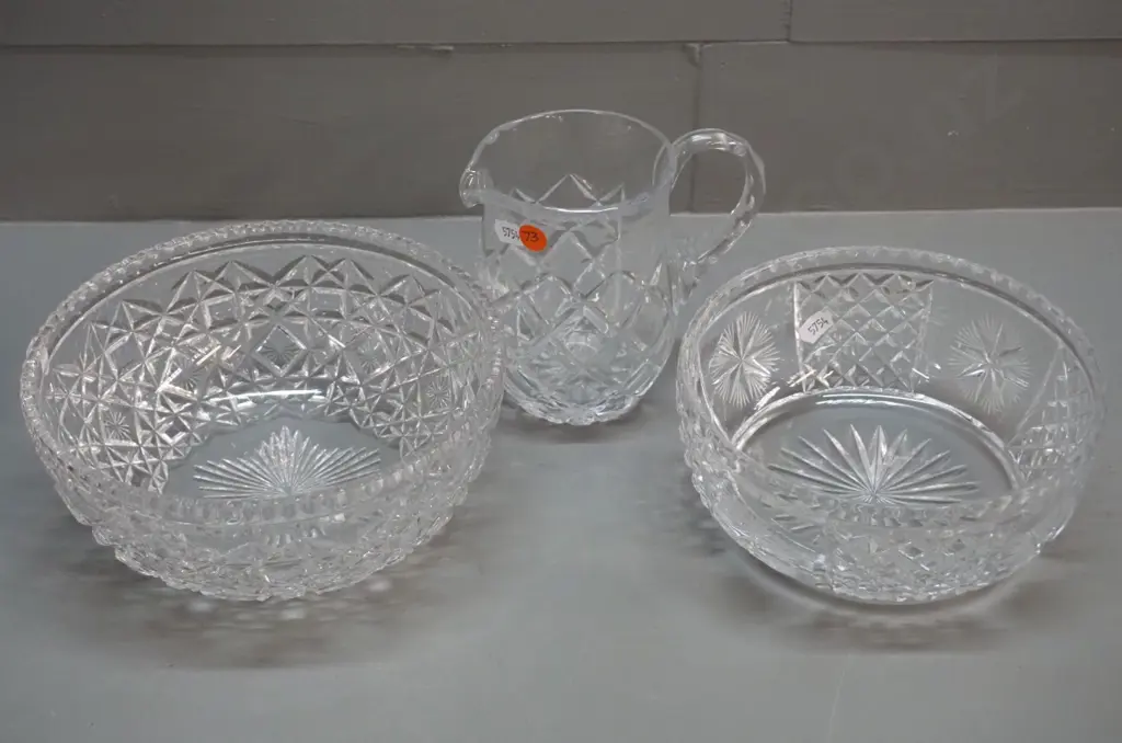 3 pieces of cut crystal 2 salad bowls, larger D-270, and a jug H-130 Image 1++
