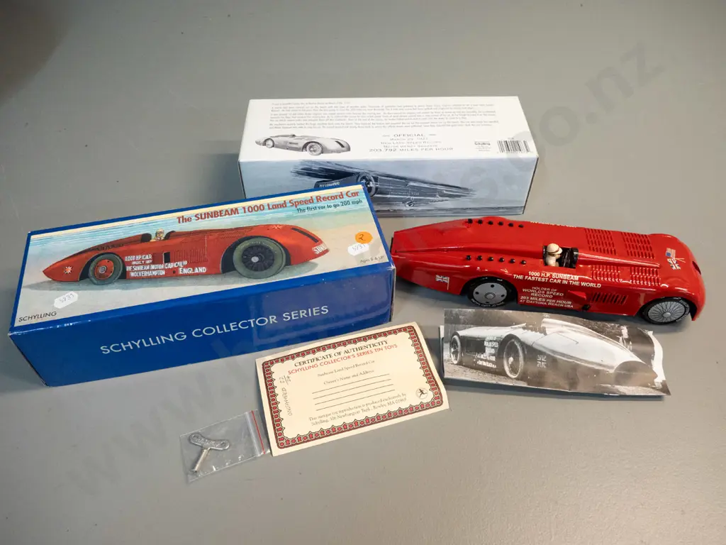 Schylling vintage style wind-up tin toy Sunbeam land speed record vehicle with key, booklet, certificate and box. L-275 Image 1++