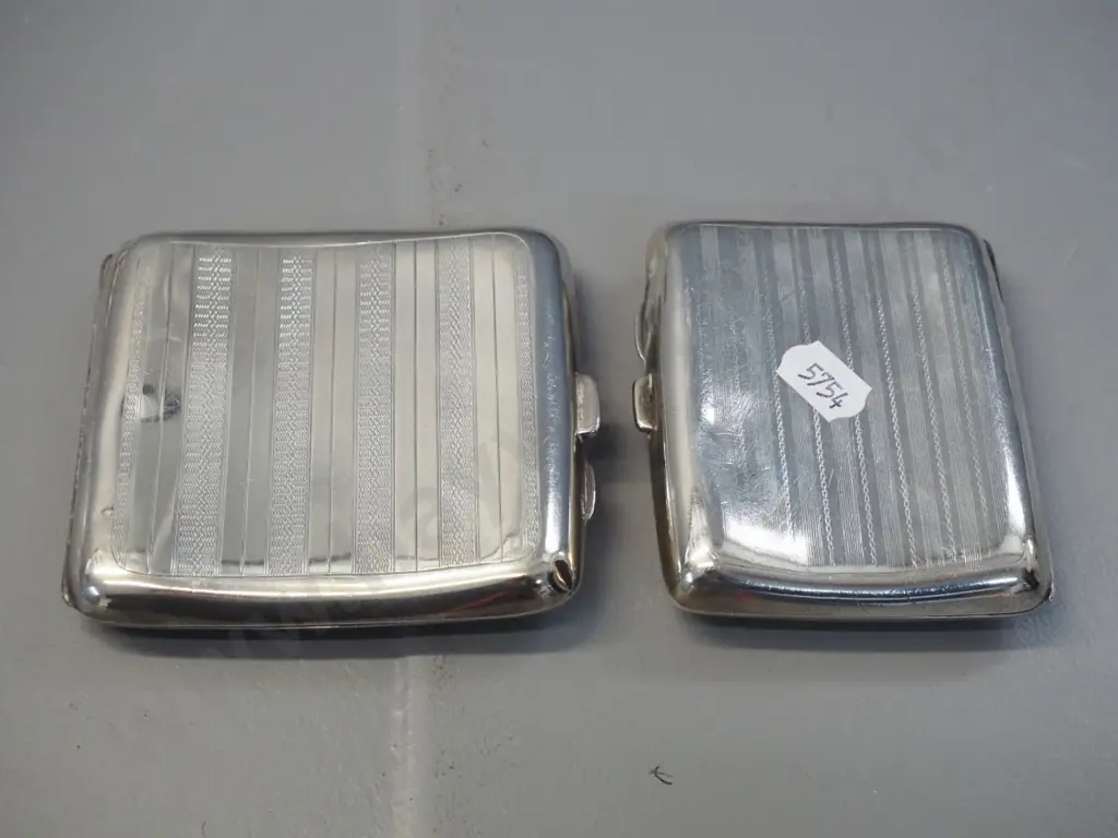 2 sterling silver cigarette cases - one has a few shallow dents, "A to W" monogram. Larger is 80 x 80 Image 1++