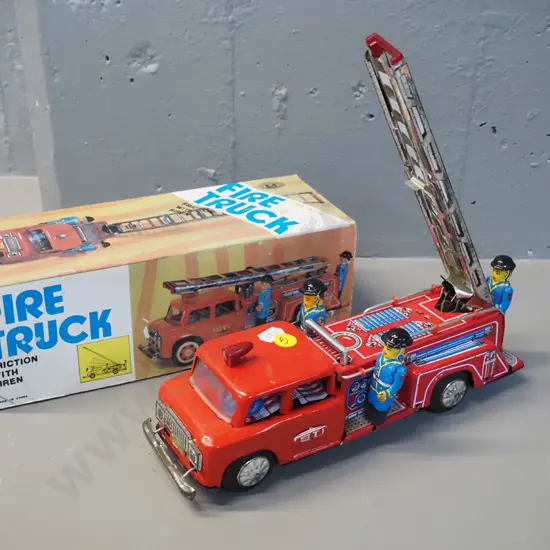 retro tin toy fire truck with friction drive and original box - made in China L-270