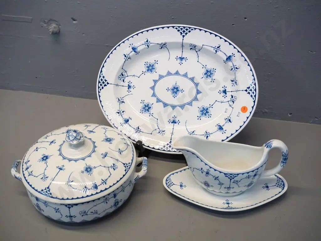 Furnival "Denmark" pattern English serving items - lidded vegetable dish, gravy & saucer, platter L-340 W-280 Image 1++
