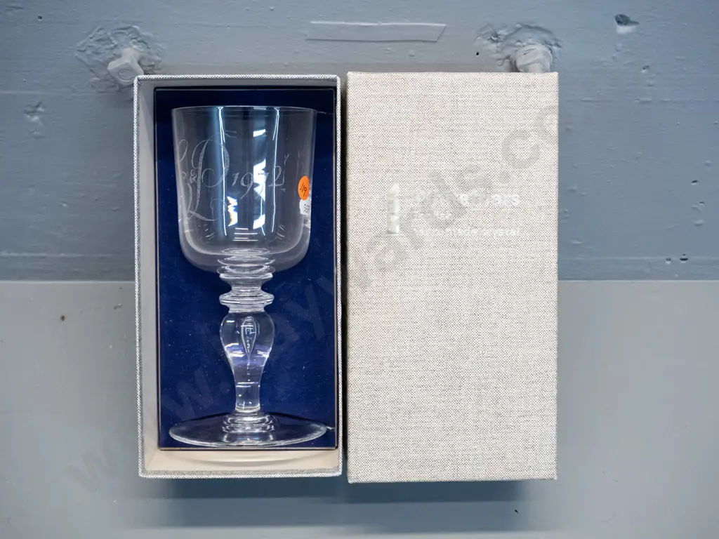 boxed Whitefriars hand-made etched crystal goblet: 1947-1972 Queen Elizabeth & Philip Silver Wedding H-190 D-80 Image 1++