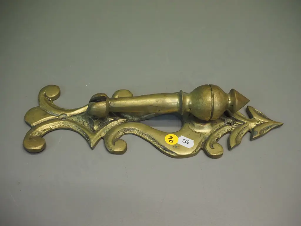 heavy cast brass door knocker H-300 W-100 Image 1++