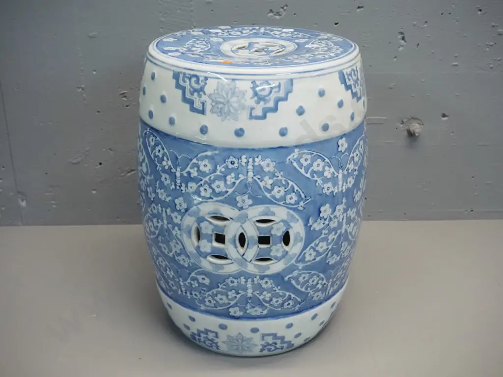 Chinese blue & white porcelain garden stool H-430 D-310 Image 1++