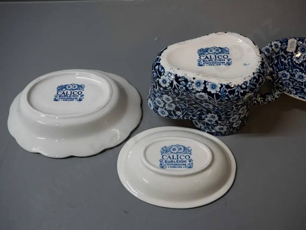 3 pieces of Burleigh calico ware - 3 soap dishes and a shaving mug H-100 W-155 Image 1++
