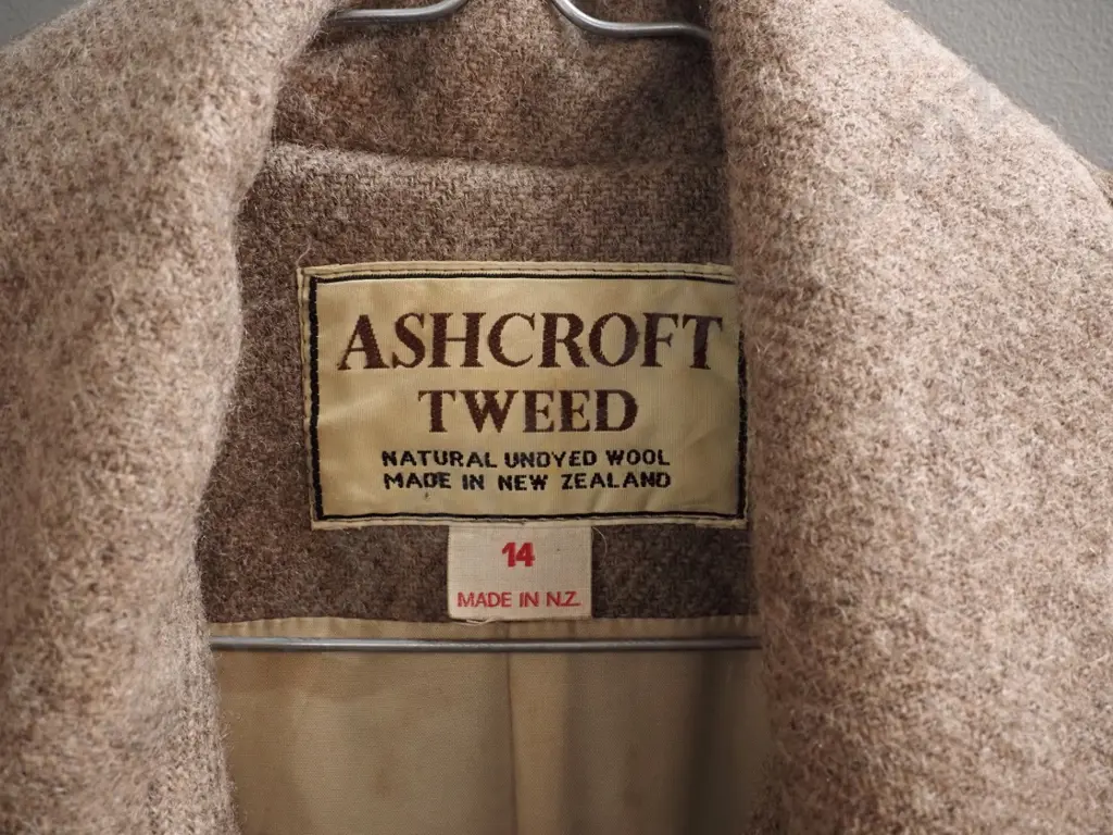 Ashcroft Tweed New Zealand wool cape - size 14 Image 1++