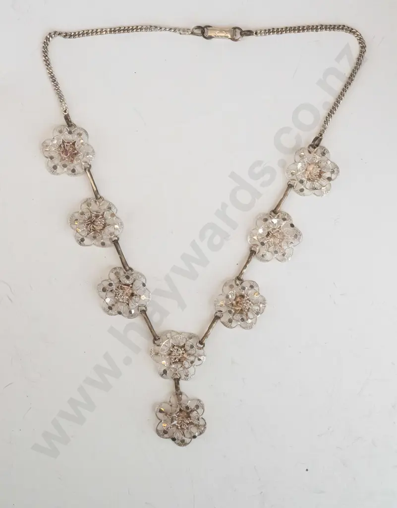 costume necklace Image 1++