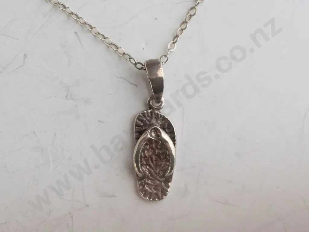 silver jandal necklace - all stamped 925 Image 1++