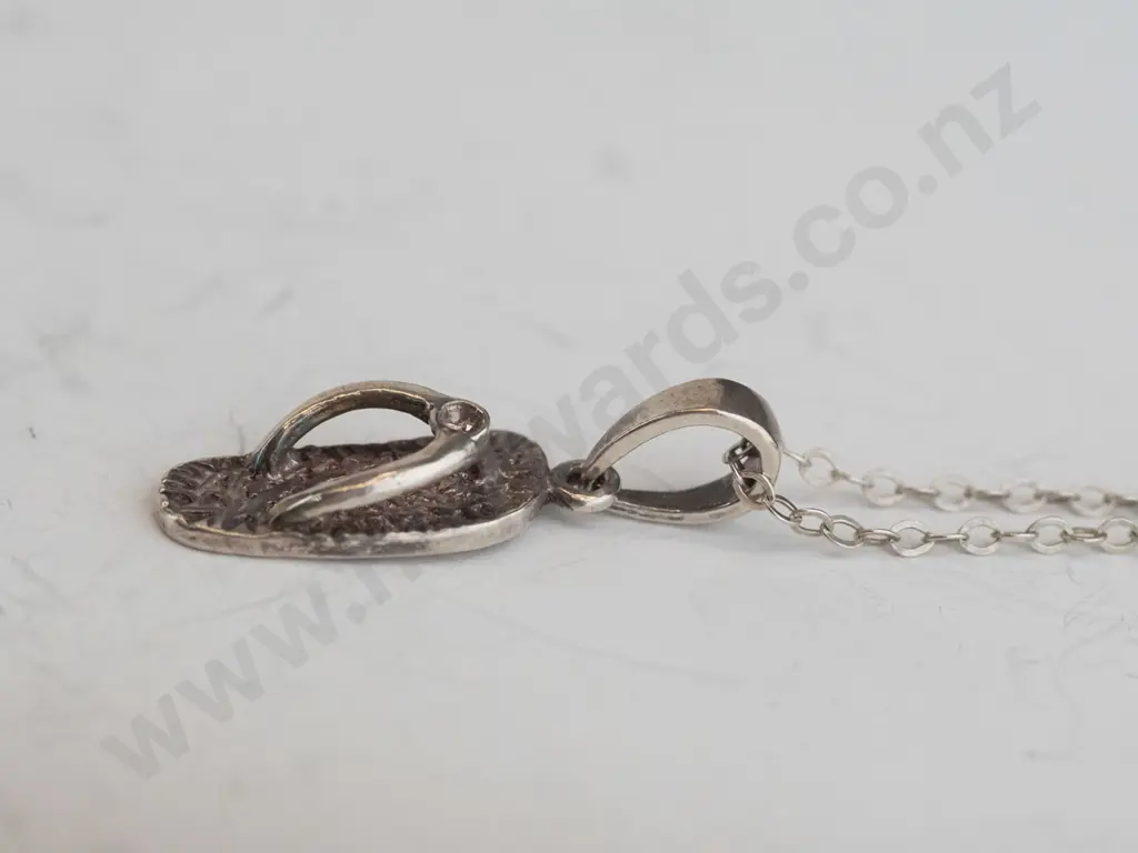 silver jandal necklace - all stamped 925 Image 1++