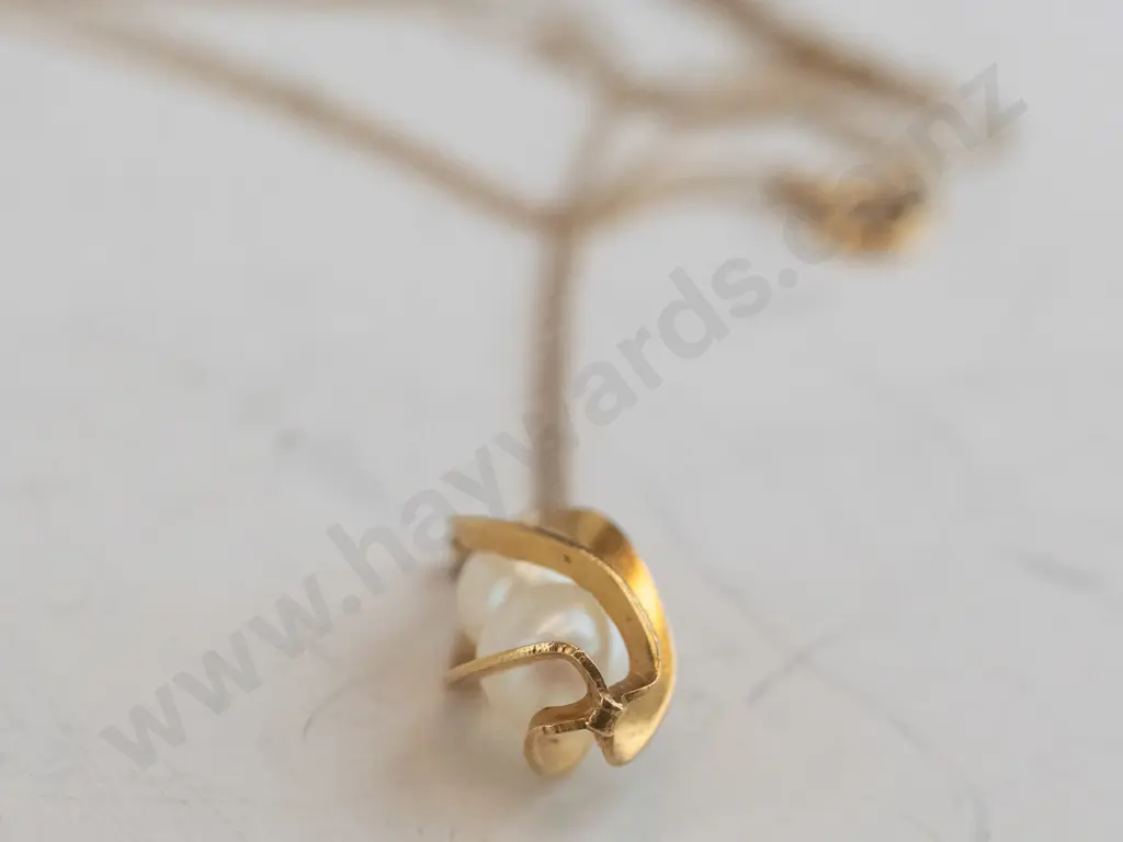 gold pearl necklace stamped 14k Image 1++